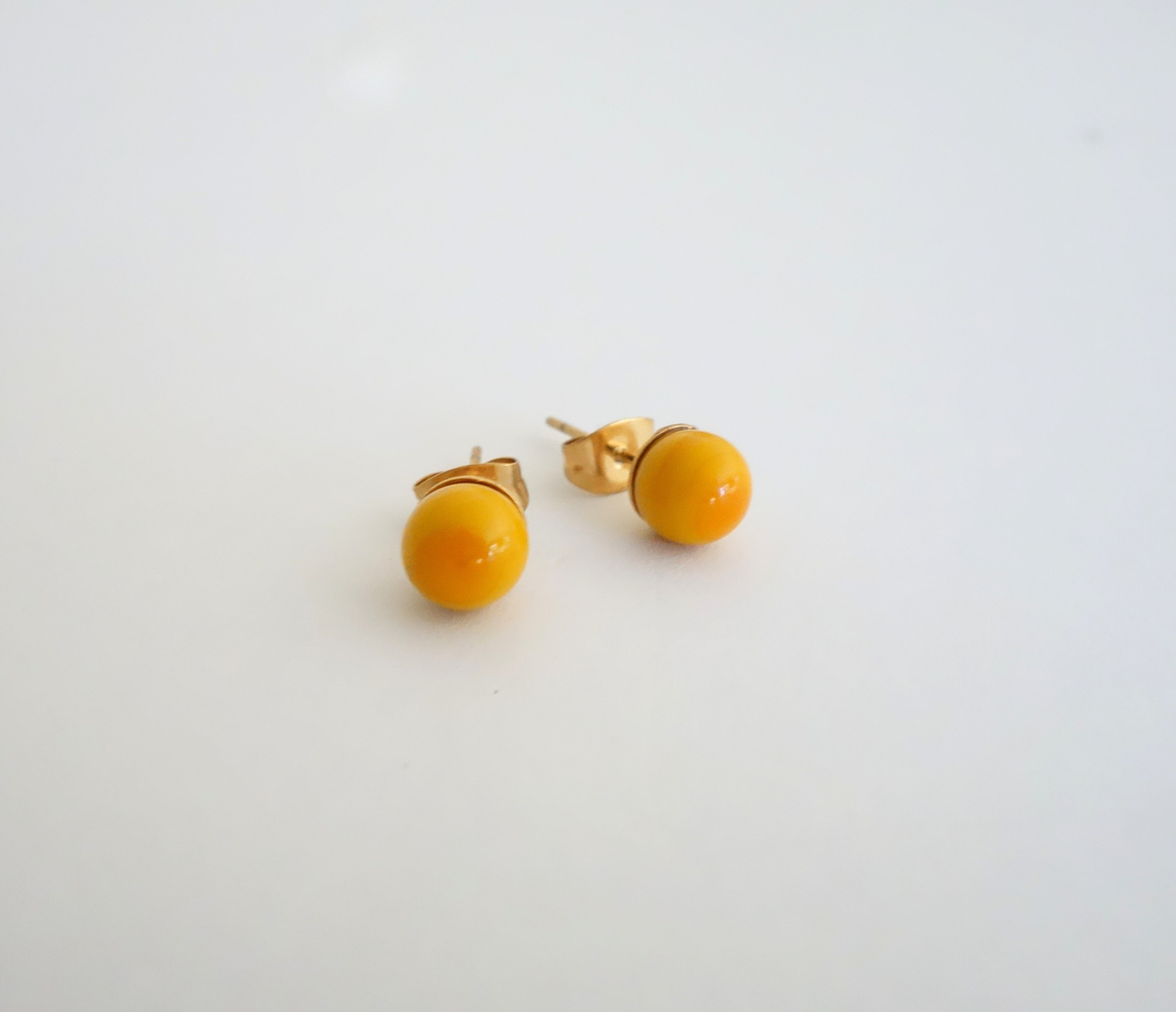 Bolita Mustard Stud Earring Pair