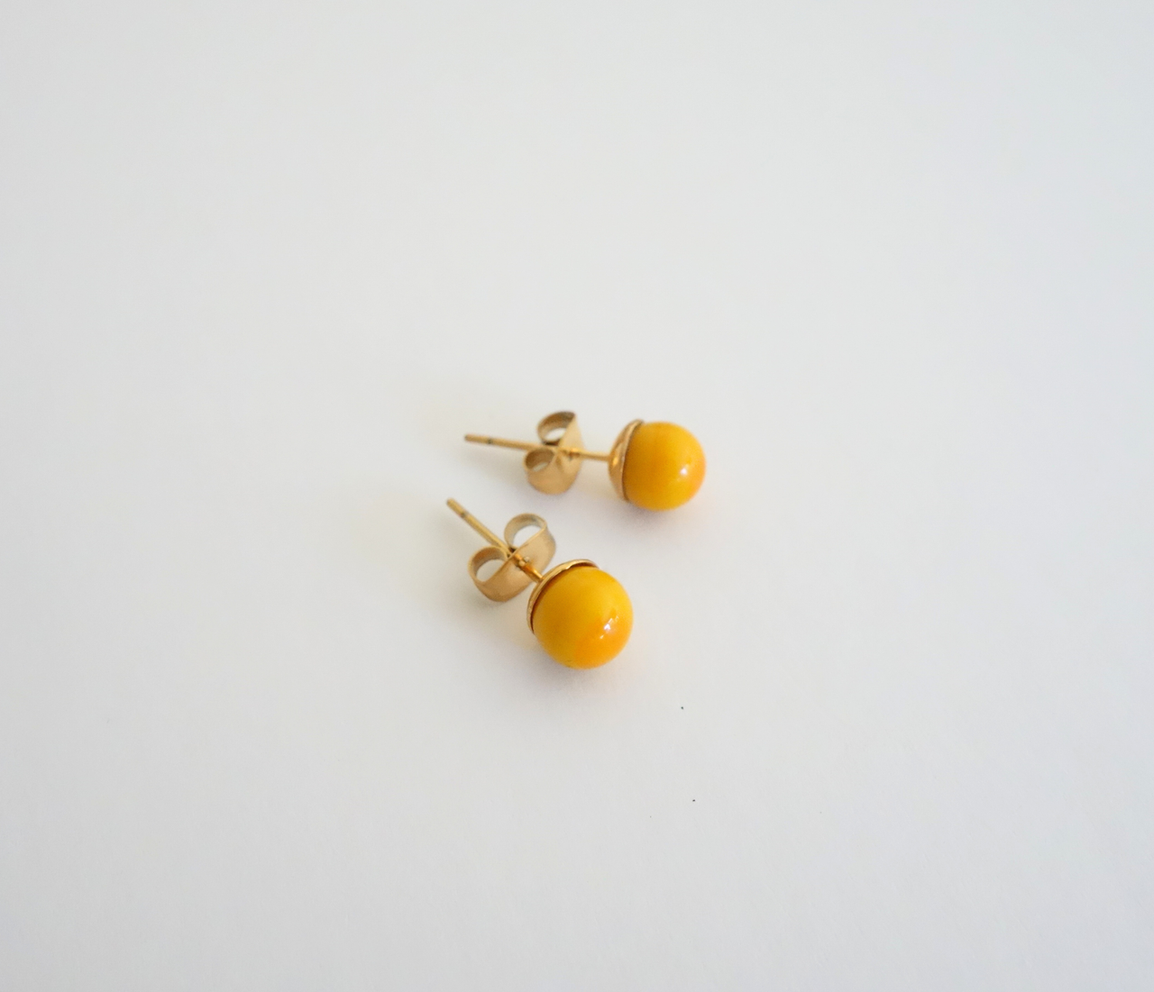 Bolita Mustard Stud Earring Pair
