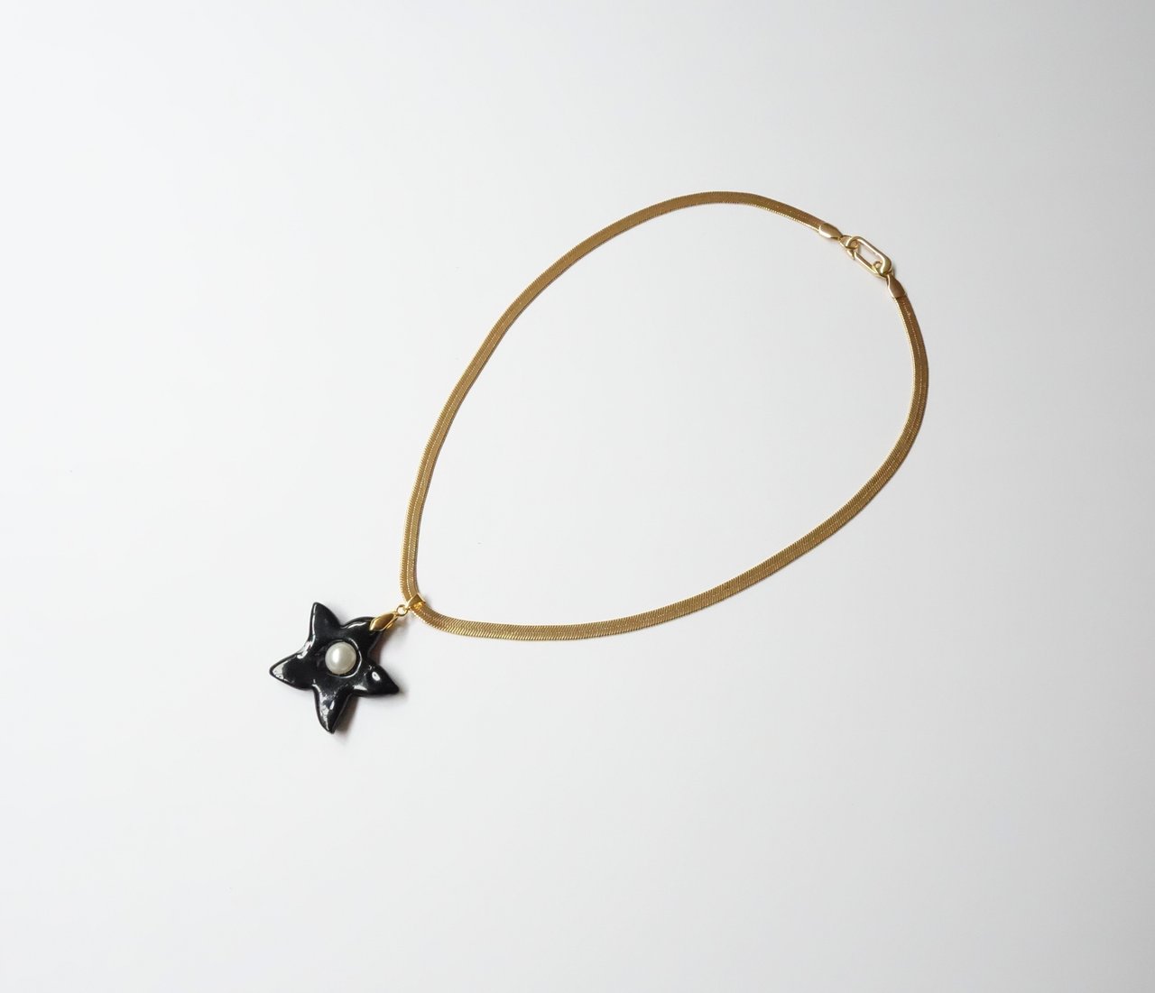 Star Snake Chain Necklace - 1 in stock