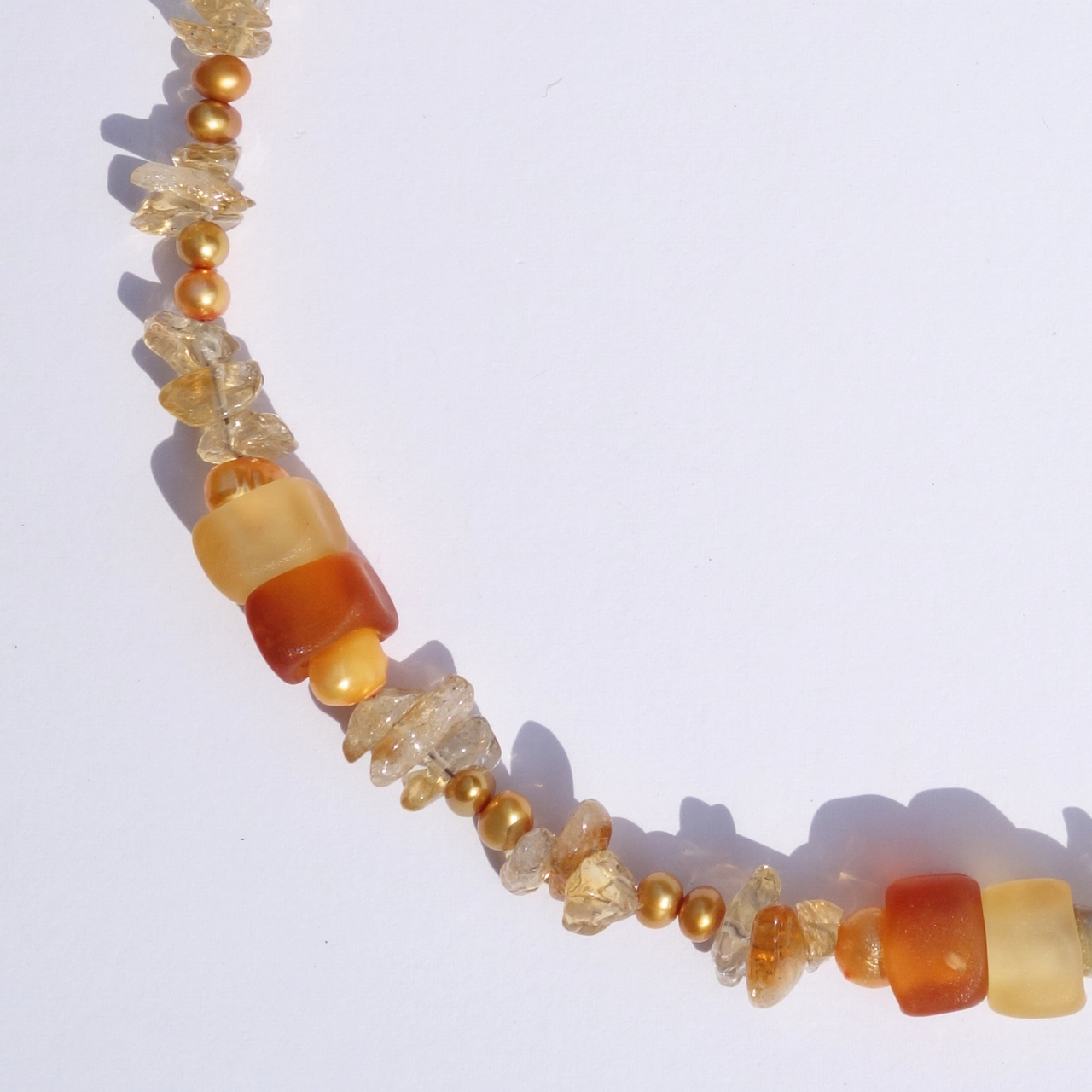 ORANGE SEMI PRECIOUS STONE, GLASS AND PEARL BEAD NECKLACE