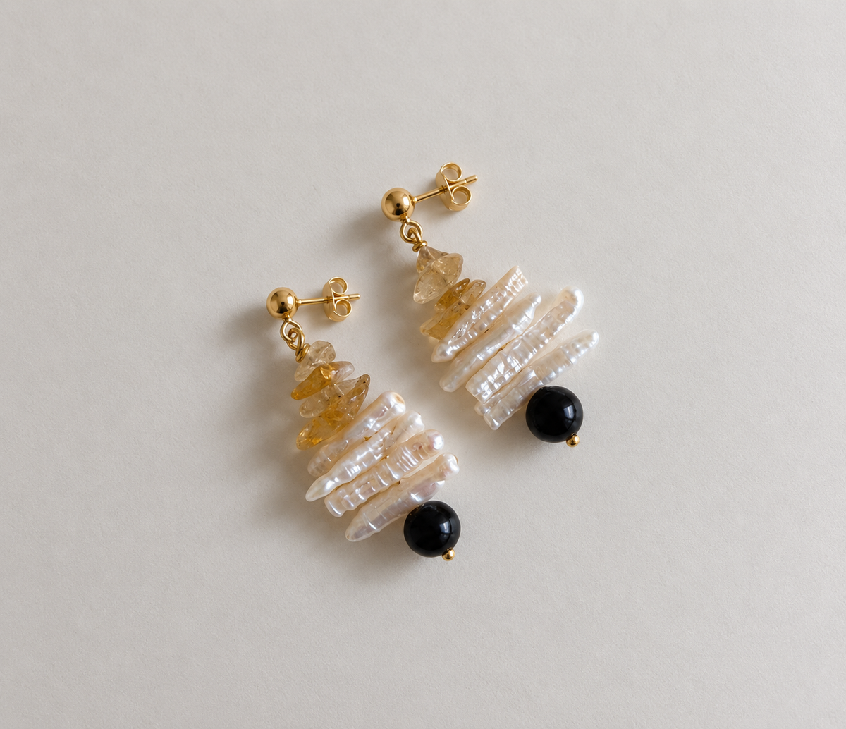 Pila Earrings