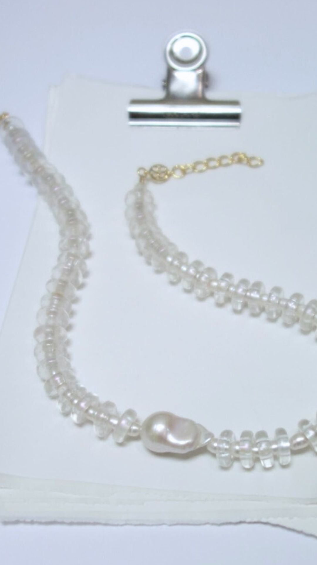 CLEAR WAVE NECKLACE