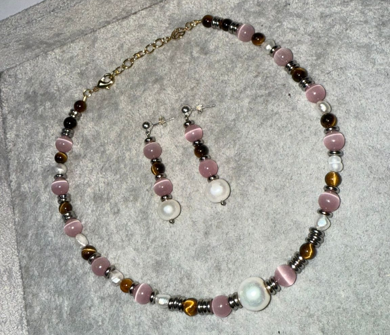 Cosmos Necklace - Pink