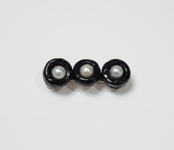 COSMO BROOCH - BLACK