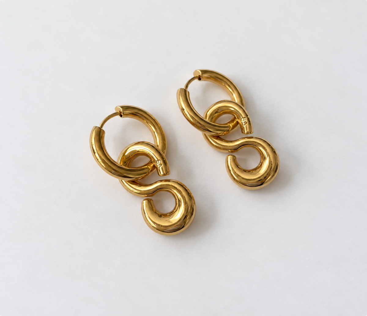 Gold Infinite Earrings Pair